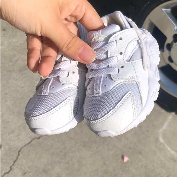 Nike Other - Nike Huarache Run